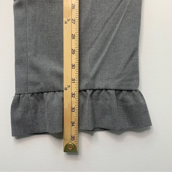 Banana Republic Women's Logan Gray Crop Ruffle Hem Trouser Pants Size 6 - Picture 15 of 15